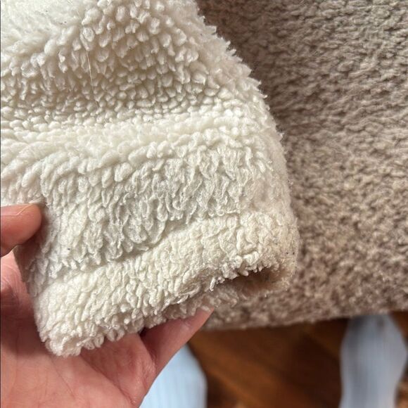 GAP Blue and White Jean Jacket with Cozy Fleece Sleeves - Picture 6 of 16